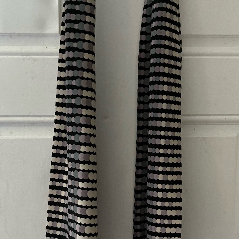 Women’s Rectangle Scarf Geometric Black White Gray Beaded Fringe 62 inches